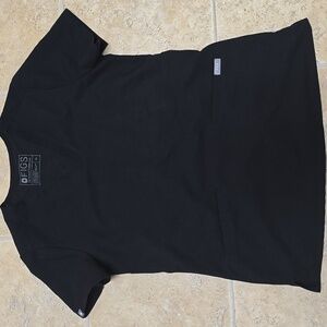 FIGS Casma three Pocket Scrub Top  Black (2)